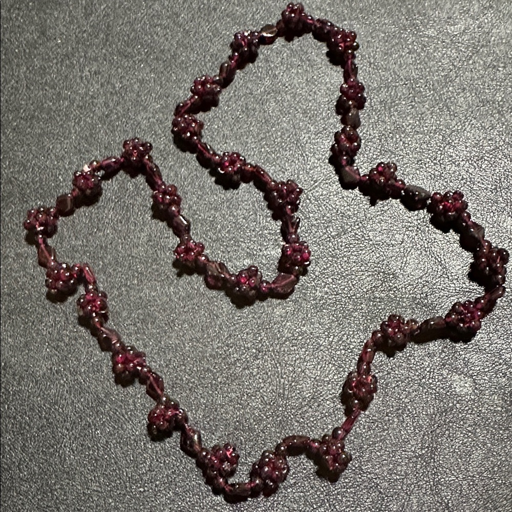 Gorgeous Polished Garnet Cluster Continuous Strand Vintage Necklace - Picture 6 of 12